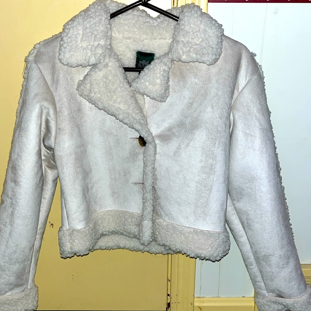 Cropped fluffy Jacket (XS)